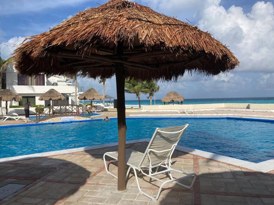 Cancun Oceanfront, Entire Apartment Exteriör bild